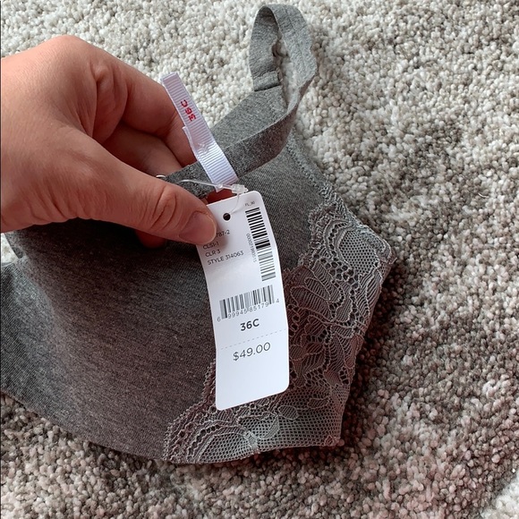 THYME Maternity Bra, 36C - Picture 3 of 4